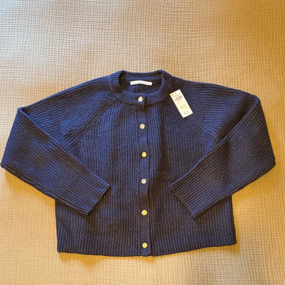 Abercrombie & Fitch Cardigan - NWT